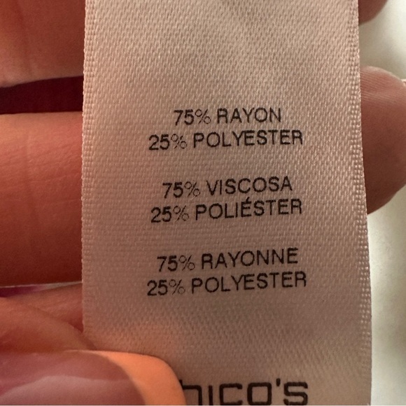 Chico’s Red Turtleneck Ribbed Sides Sweater size 2 (L) - Picture 7 of 8